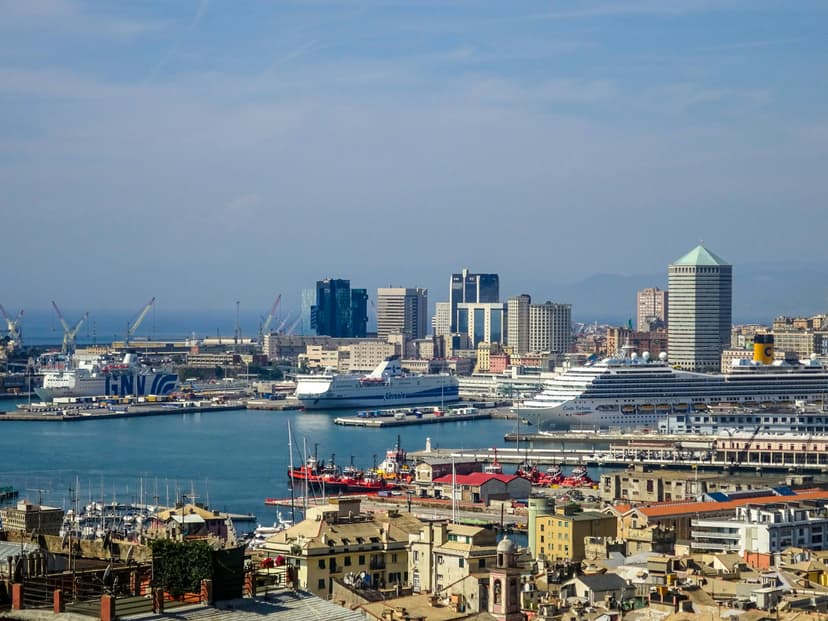 Genoa and its panoramas: 5 places from which to admire the city from above