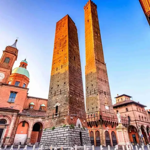 bologna towers